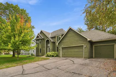 13610 Georgia Drive, Apple Valley, MN 55124 - Photo 2