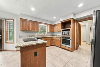 13610 Georgia Drive, Apple Valley, MN 55124 - Photo 8