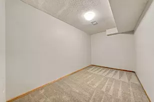 13610 Georgia Dr, Apple Valley, MN 55124 - Photo 48