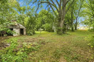 401 S Division St, Roberts, WI 54023 - Photo 6