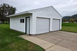 201 E Rushford Ave, Rushford, MN 55971 - Photo 8