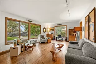 140 Brunswick Ave S, Golden Valley, MN 55416 - Photo 4