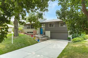 140 Brunswick Ave S, Golden Valley, MN 55416 - Photo 2