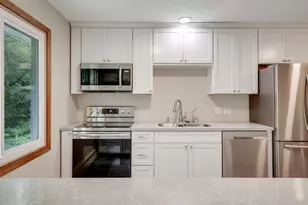 305-307 Reno St, Wayzata, MN 55391 - Photo 24