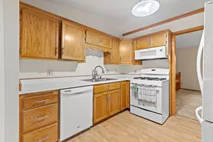9200 124th Pl N, Champlin, MN 55316 - Photo 14