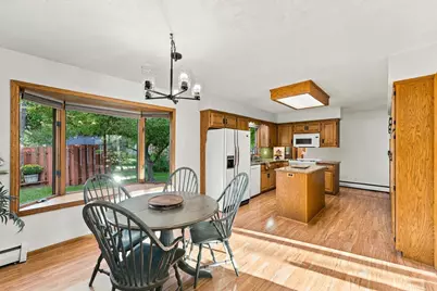 227 Ridgewood Court, Waconia, MN 55387 - Photo 10