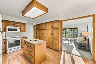 227 Ridgewood Ct, Waconia, MN 55387 - Photo 8