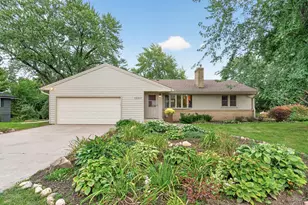 13819 Bellevue Dr, Minnetonka, MN 55345 - Photo 40