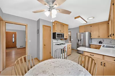 13819 Bellevue Drive, Minnetonka, MN 55345 - Photo 14