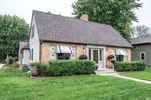 908 3rd St, Farmington, MN 55024 - Photo 2