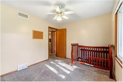 8500 Quinn Avenue S, Bloomington, MN 55437 - Photo 26