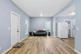 2015 2nd St, Eau Claire, WI 54703 - Photo 12