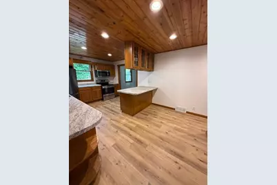 2310 10th Ave SW, Austin, MN 55912 - Photo 4