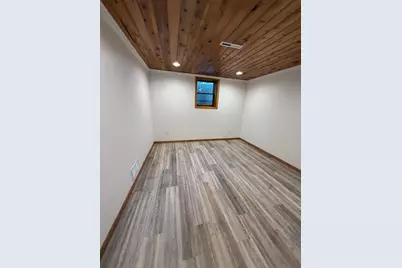 2310 10th Ave SW, Austin, MN 55912 - Photo 26