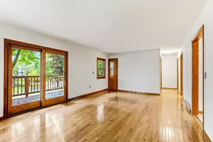 727 Riverside Dr N, Hudson, WI 54016 - Photo 6