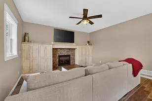17 Richland Ave, Saint Charles, MN 55972 - Photo 14