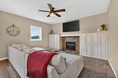 17 Richland Avenue, Saint Charles, MN 55972 - Photo 16