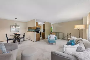 7638 13th St N, Oakdale, MN 55128 - Photo 10