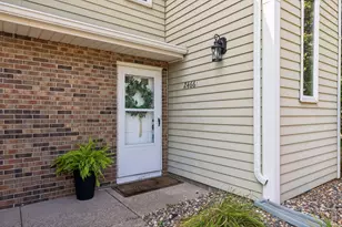 2466 Cobble Hill Alcove, Woodbury, MN 55125 - Photo 8