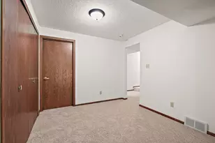 4731 Spring Cir, Minnetonka, MN 55345 - Photo 22