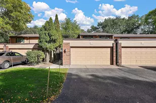 4731 Spring Cir, Minnetonka, MN 55345 - Photo 2
