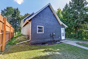 811 NW 1st Ave, Grand Rapids, MN 55744 - Photo 44