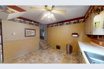 148 2nd Avenue SW, Alden, MN 56009 - Photo 10