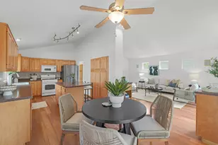 3045 Dundee Ln, Mound, MN 55364 - Photo 6