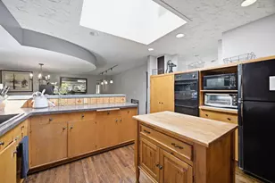 18030 20th Ave N, Plymouth, MN 55447 - Photo 8