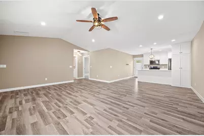 38820 Maple Court, North Branch, MN 55056 - Photo 6