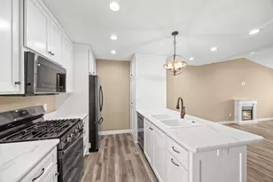 38820 Maple Ct, North Branch, MN 55056 - Photo 8