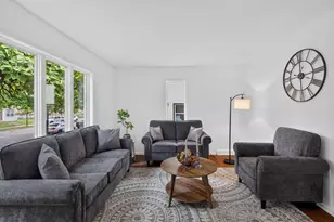 2820 31st Ave S, Minneapolis, MN 55406 - Photo 2