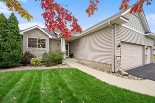 989 Danube Ave, Shakopee, MN 55379 - Photo 1