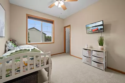 989 Danube Avenue, Shakopee, MN 55379 - Photo 12