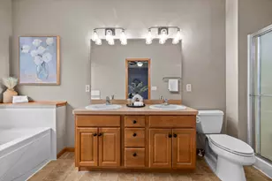 989 Danube Ave, Shakopee, MN 55379 - Photo 10