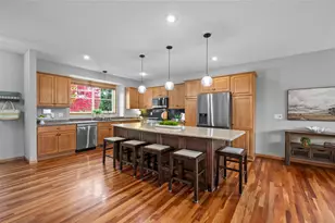 989 Danube Ave, Shakopee, MN 55379 - Photo 6