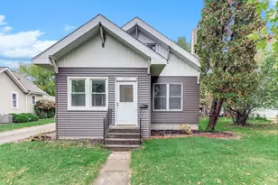 247 W 6th St, New Richmond, WI 54017 - Photo 22
