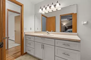 8961 Sycamore Ln N, Maple Grove, MN 55369 - Photo 12