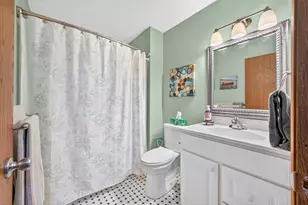 11160 Anderson Lakes Pkwy, Eden Prairie, MN 55344 - Photo 16