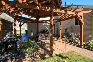 730 Tyler St SW, Hutchinson, MN 55350 - Photo 22