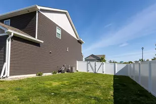 1702 Athens Ter, Shakopee, MN 55379 - Photo 48