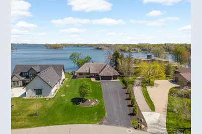 15283 Edgewater Circle NE, Prior Lake, MN 55372 - Photo 2