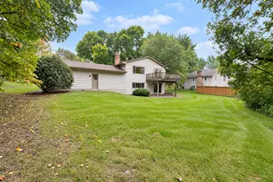 2811 Comstock Ln N, Plymouth, MN 55447 - Photo 18