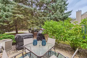 5965 Wedgewood Ln N, Plymouth, MN 55446 - Photo 8