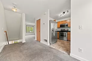 15515 Foghorn Ln, Apple Valley, MN 55124 - Photo 4