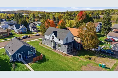 911 10th Avenue, Two Harbors, MN 55616 - Photo 2