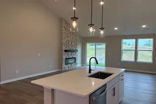 8852 63rd St S, Cottage Grove, MN 55016 - Photo 6