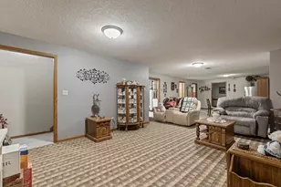 1100 Jefferson Ave, Marshall, MN 56258 - Photo 6