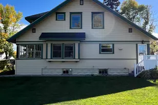721 Main Ave N, Thief River Falls, MN 56701 - Photo 2
