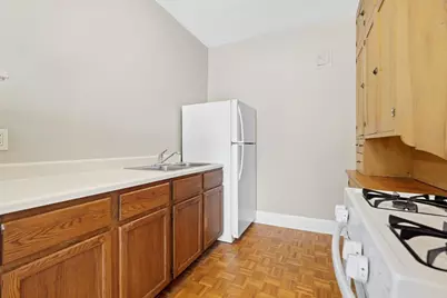 220 E 19th Street #104, Minneapolis, MN 55403 - Photo 8